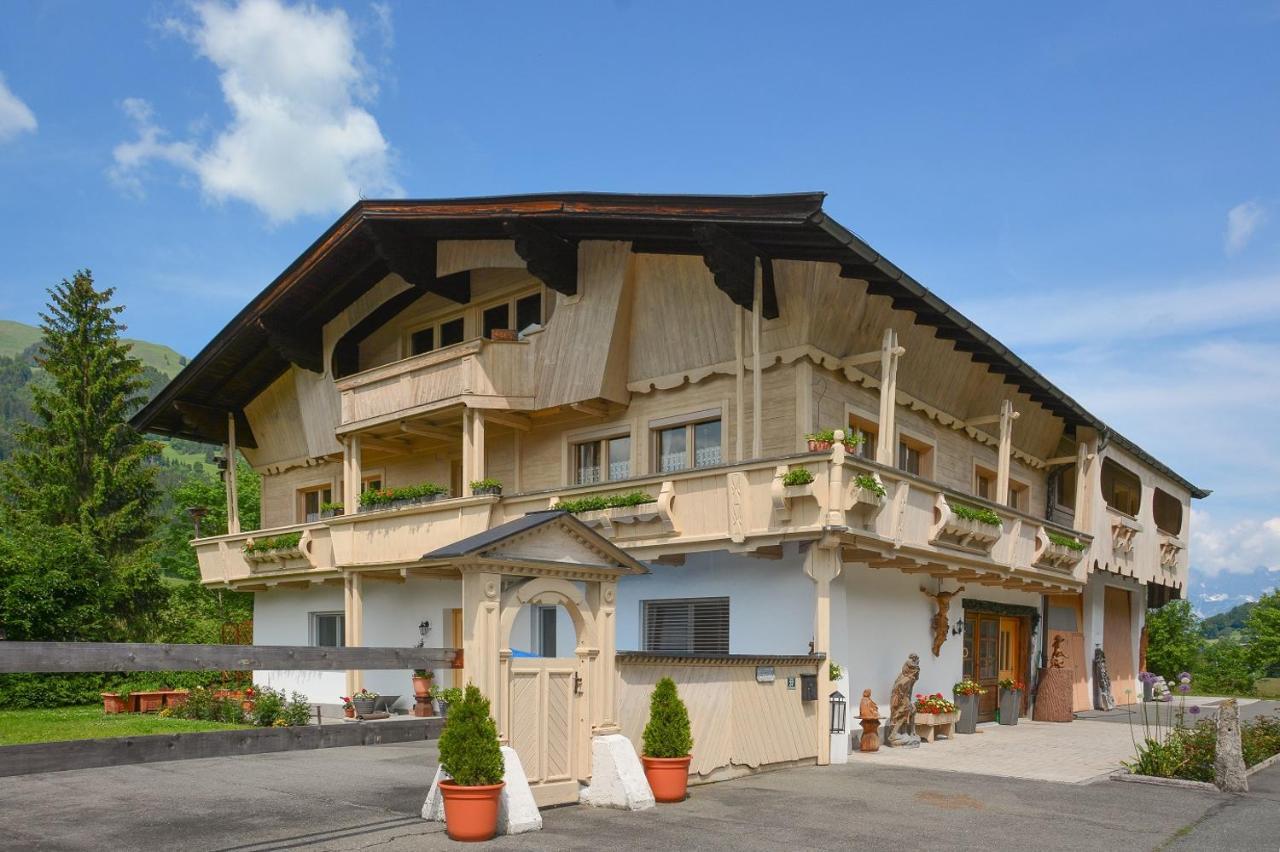 Ferienwohnung Alte Bildhauerei Aurach bei Kitzbuehel Exterior foto